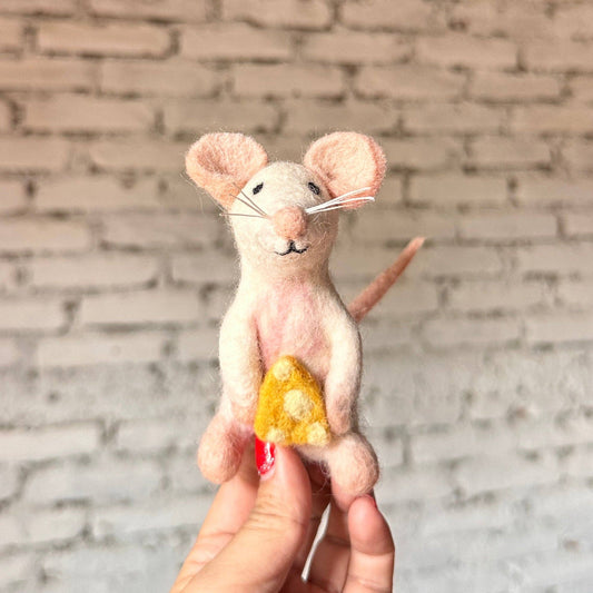 Little Mouse Finger Puppet