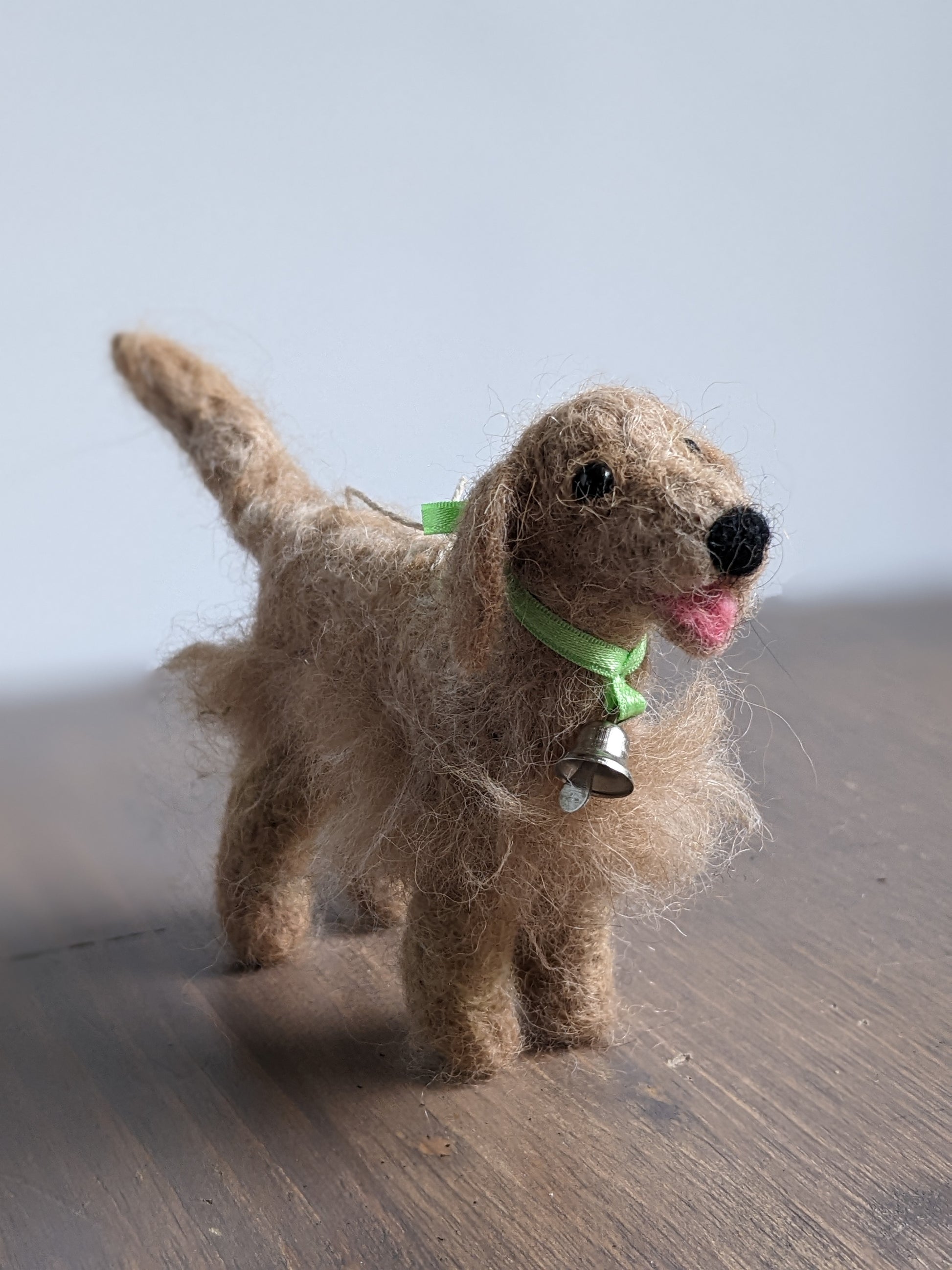 golden retriever from needle felted wool
