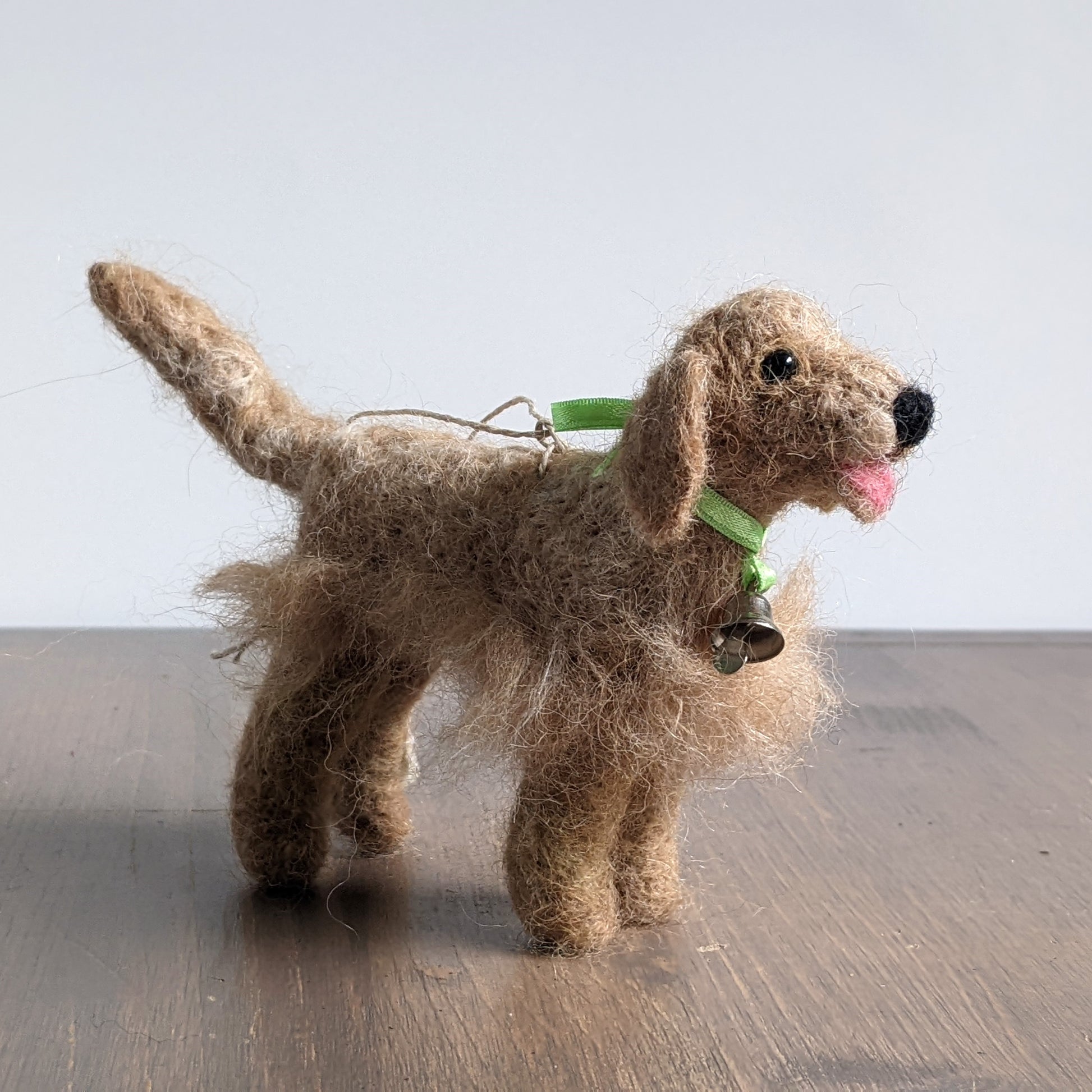 golden retriever from needle felted wool