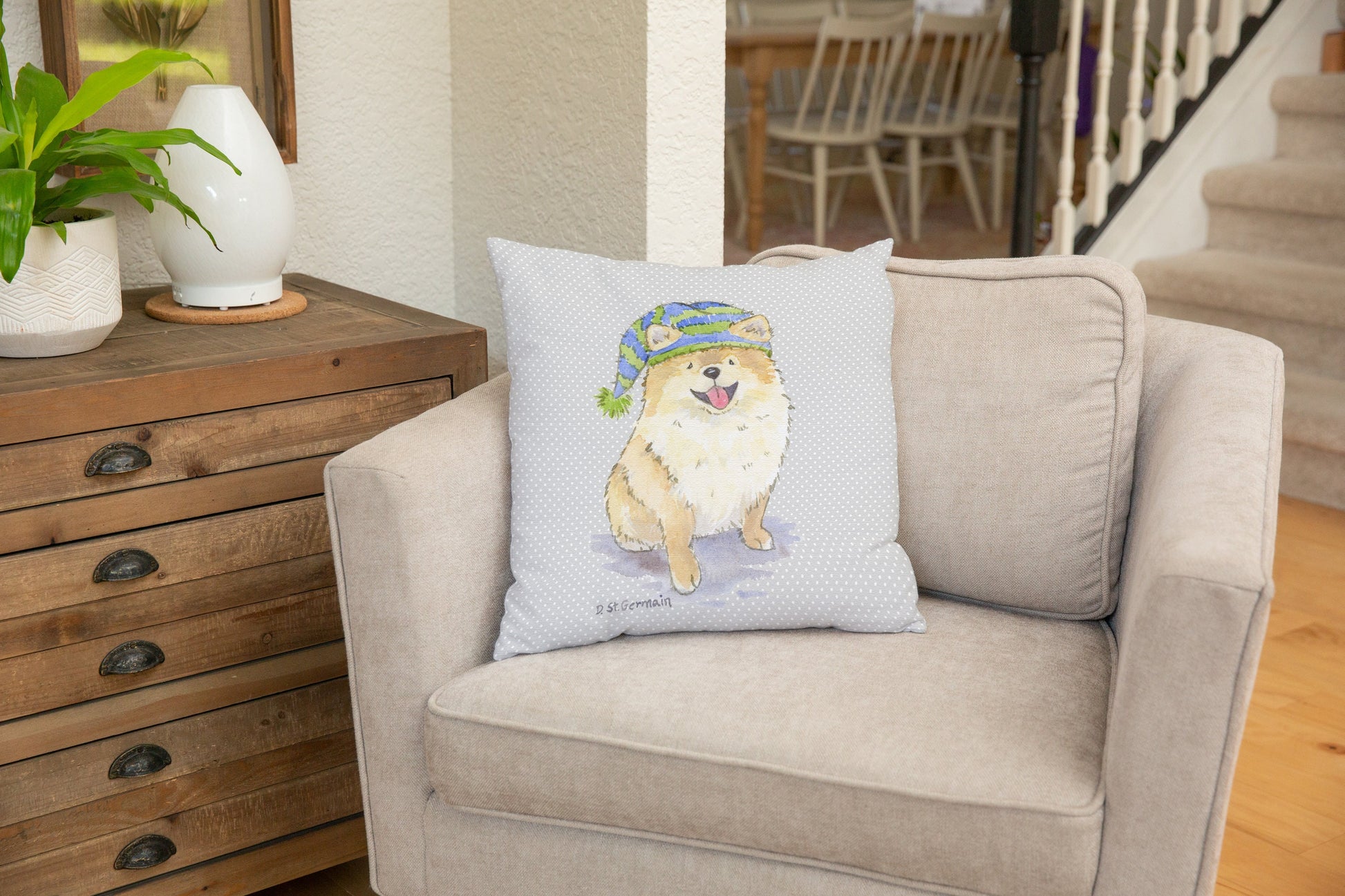 Pomeranian Holiday Pillow Cover, Christmas Pillow, Pomeranian Gift, Pomeranian Throw Pillow Cover, Holiday Dog Decor, Dog Lover Gift