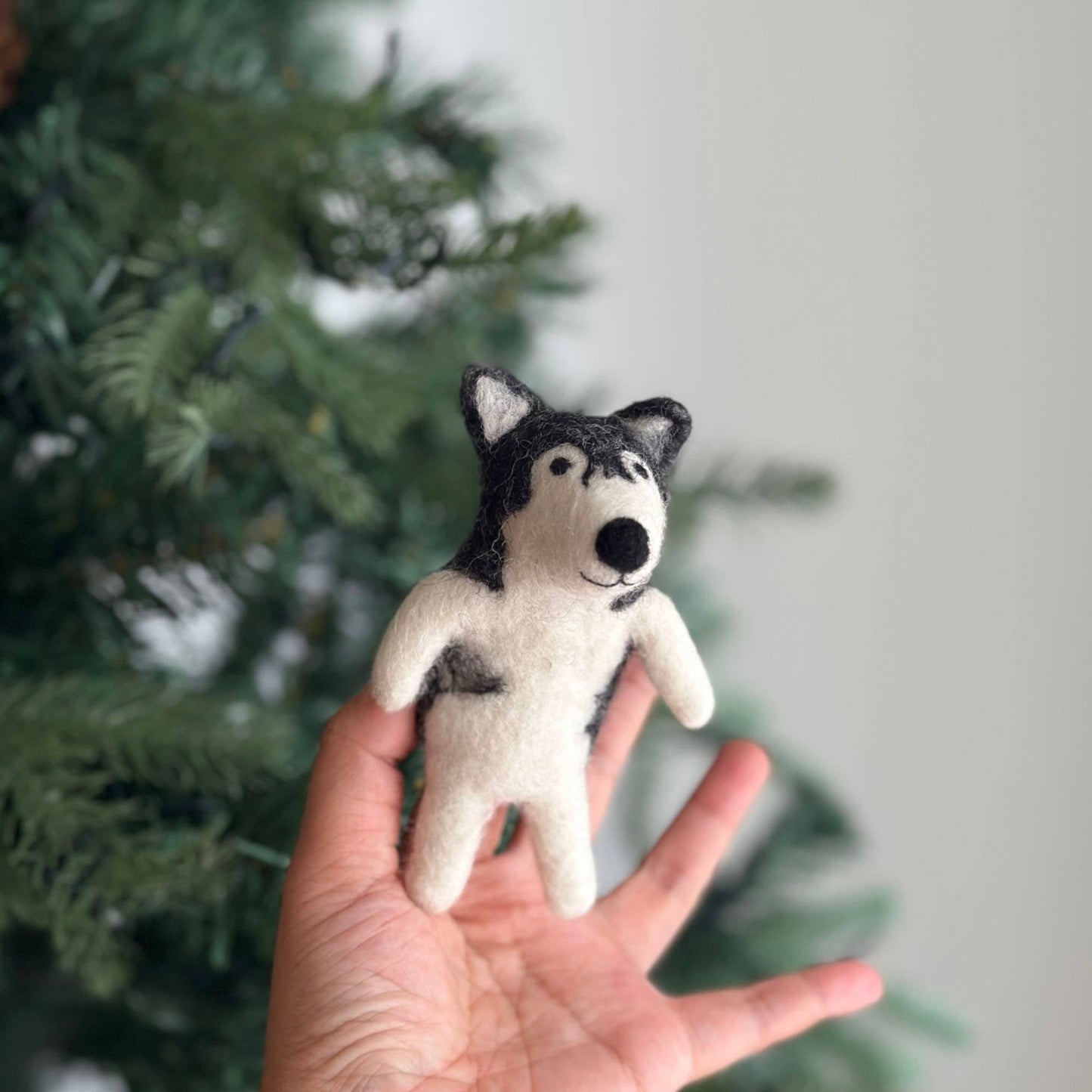 Felt Wool Finger Puppet: Alaskan Husky Dog