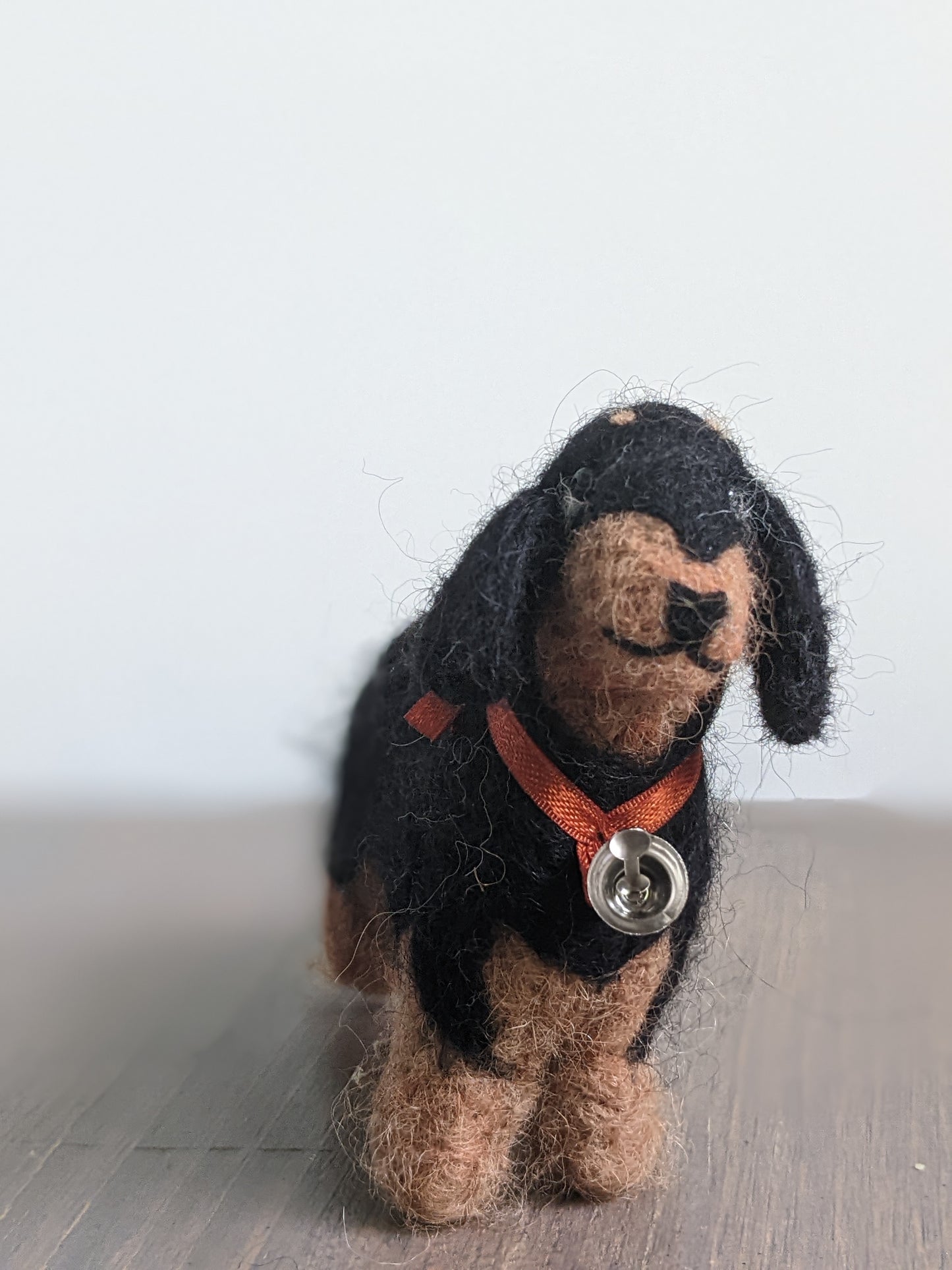 Felted Dachshund Dog Sculpture: Alpaca Fiber Decor