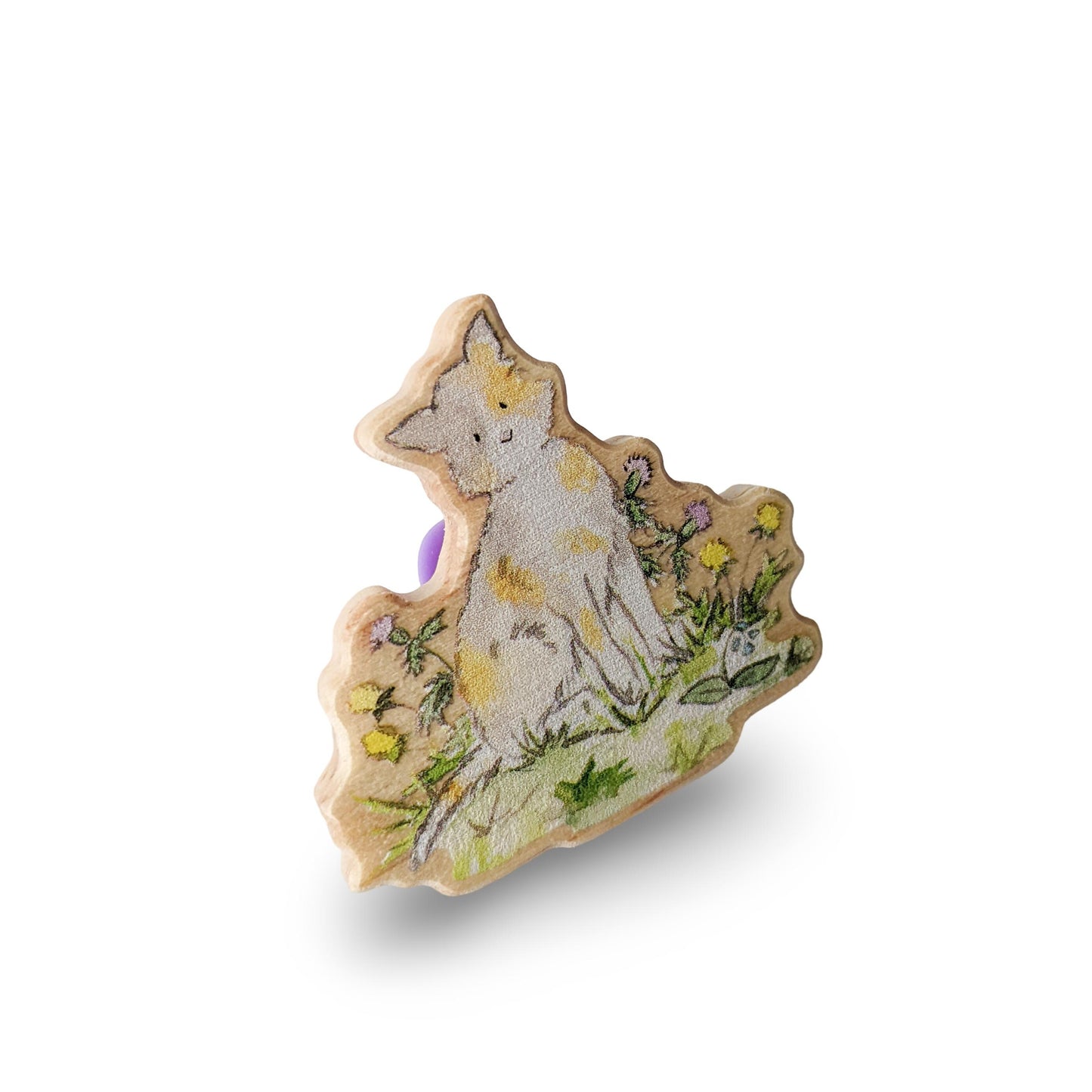 wooden calico cat with flowers pin