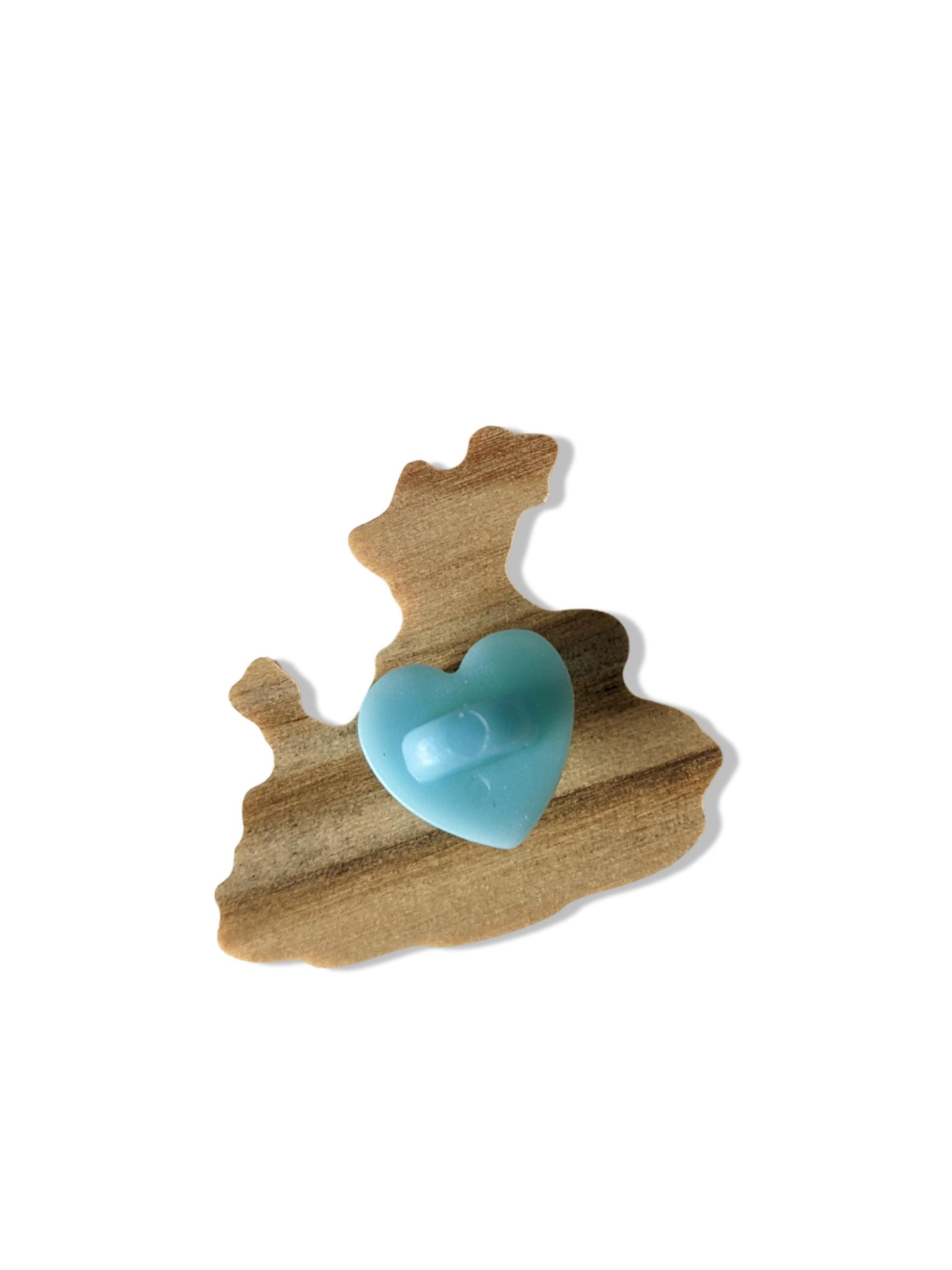 Wooden Tabby Cat Pin, Cat Lover Gift, Gray Tabby Cat, Cat Mom Gift, Cat Jewelry, Tabby Kitten, Cat Art, Stocking Stuffer